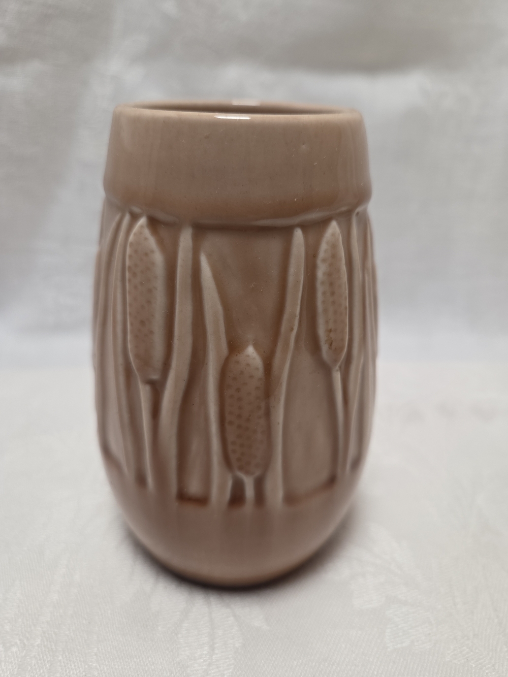 Rookwood Art Pottery Cattail Vase 5" XLVI #2592 Made In The USA 1946